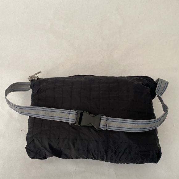 SOLD-🌺 Free People NWOT Parachute Festival Water resistant Jacket in Black - Picture 10 of 16